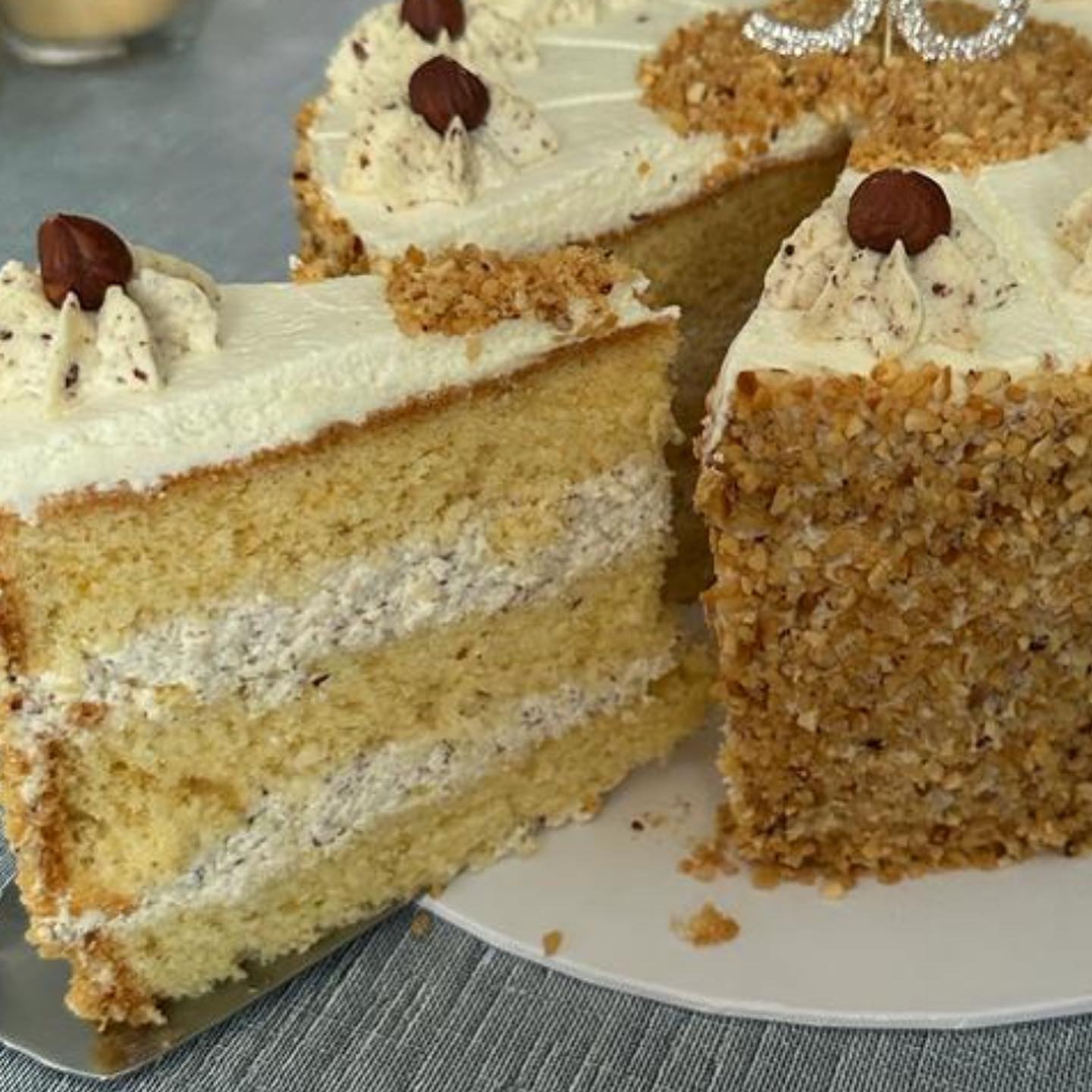 Sahne Nuss Torte Rezept - Schnell Rezepte