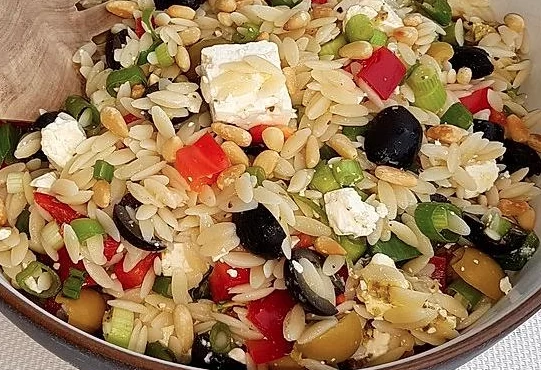Griechischer Kritharaki-Salat Rezept
