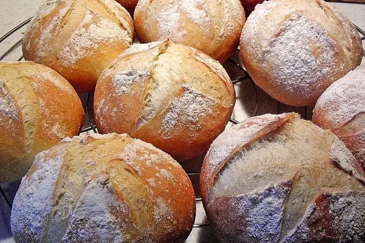 Brötchen – schön knusprig Rezept