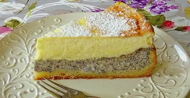 Mohnkuchen mit Schmand