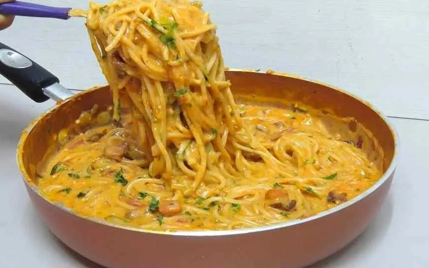 , Champignons Spaghetti aus der Pfanne