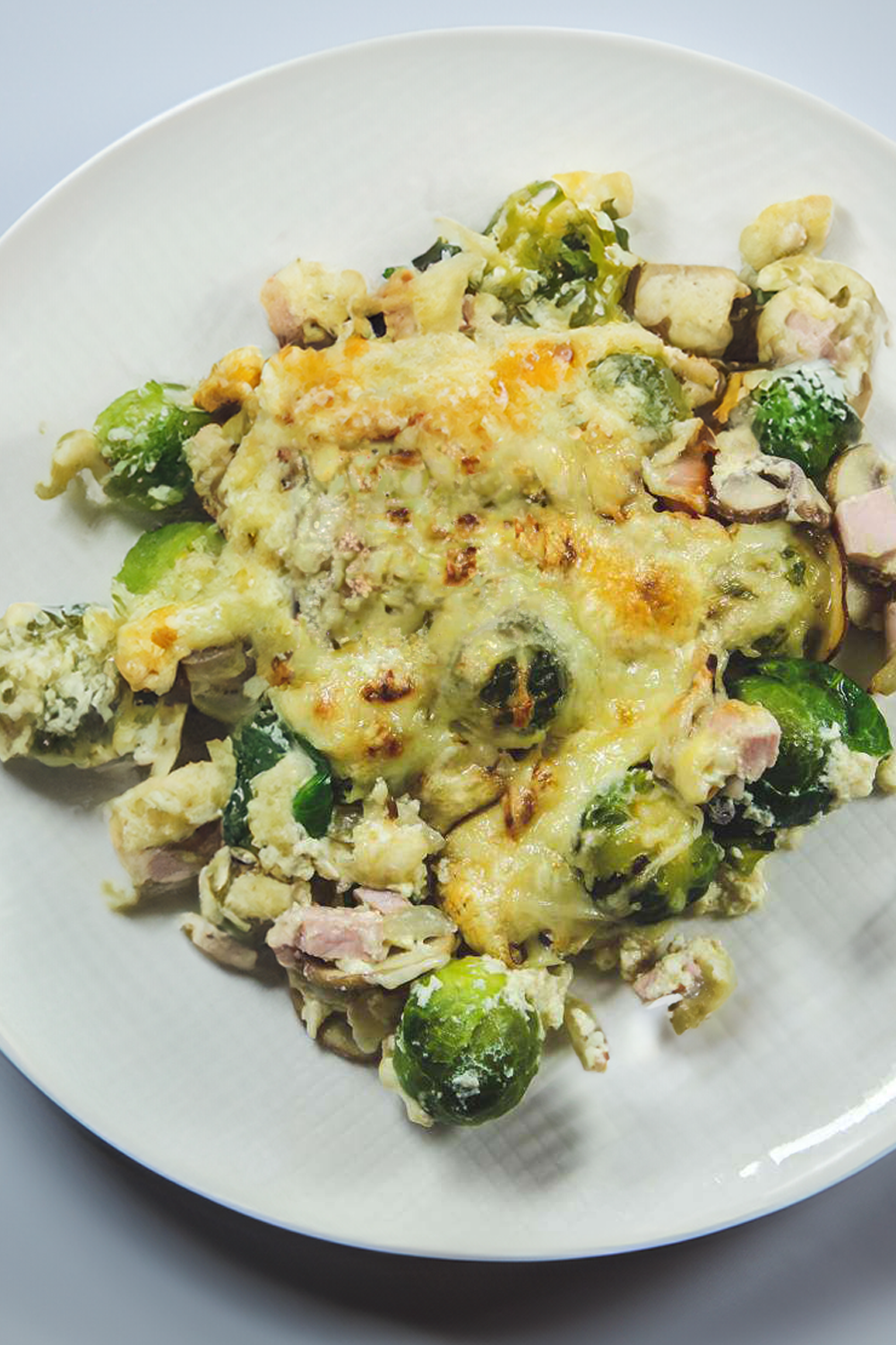 Kasseler Rosenkohl Auflauf - Schnelle Gerichte für jeden Tag Kasseler Rosenkohl Auflauf - Schnelle Gerichte für jeden Tag