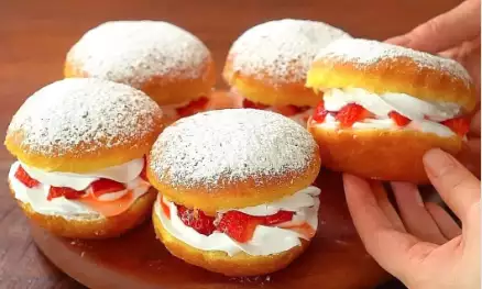 Erdbeerkrapfen