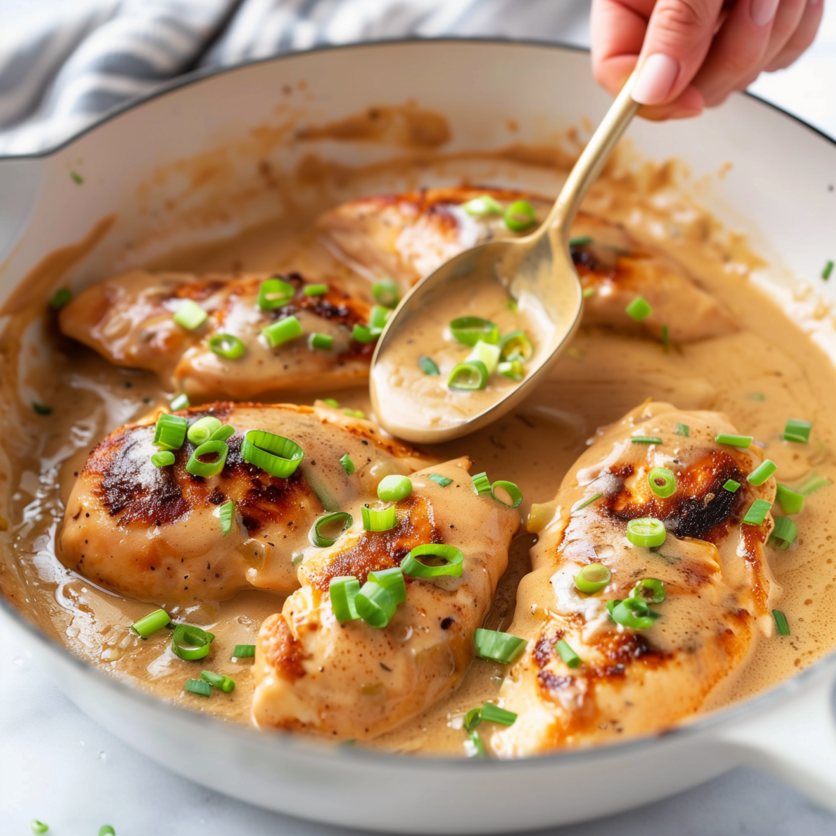 Zwiebel Sahne Haehnchen - Schnelle Rezepte