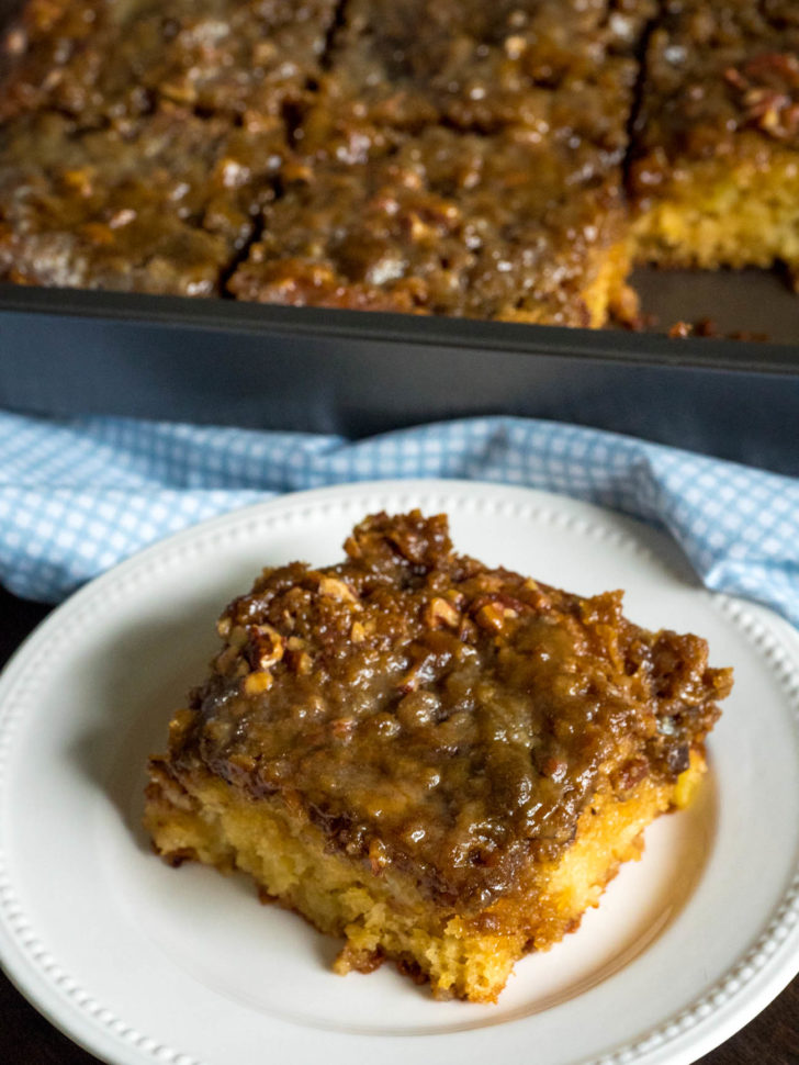 HOW DO YOU MAKE A MOIST GRANNY CAKE ?