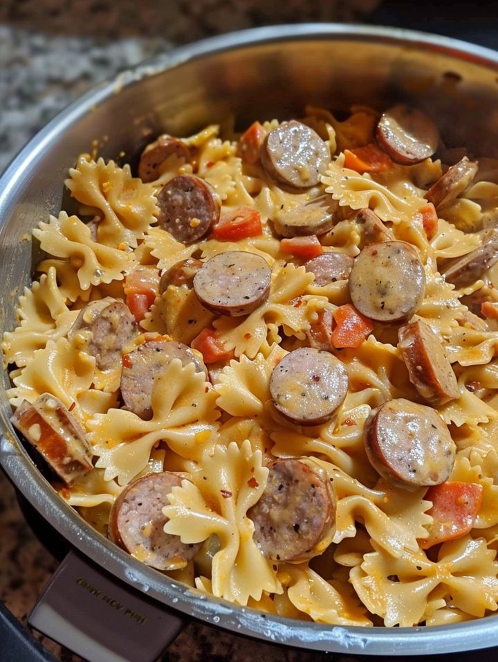 One pot cheesy smoked sausage pasta