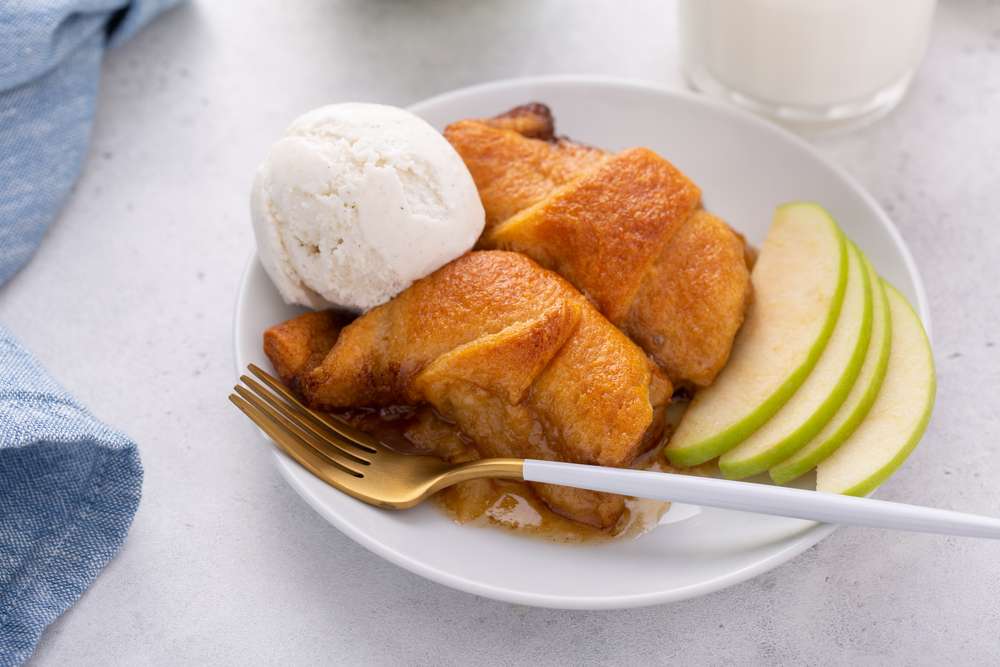 Cinnamon Apple Crescent Dumplings
