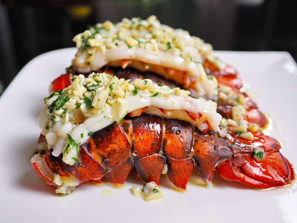 Garlic Lemon Butter Lobster Tails