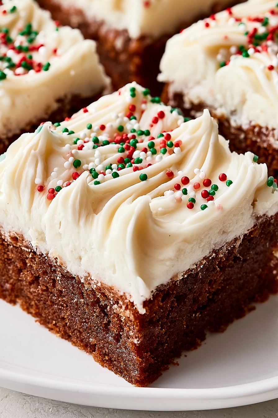Soft Gingerbread Cookie Bars